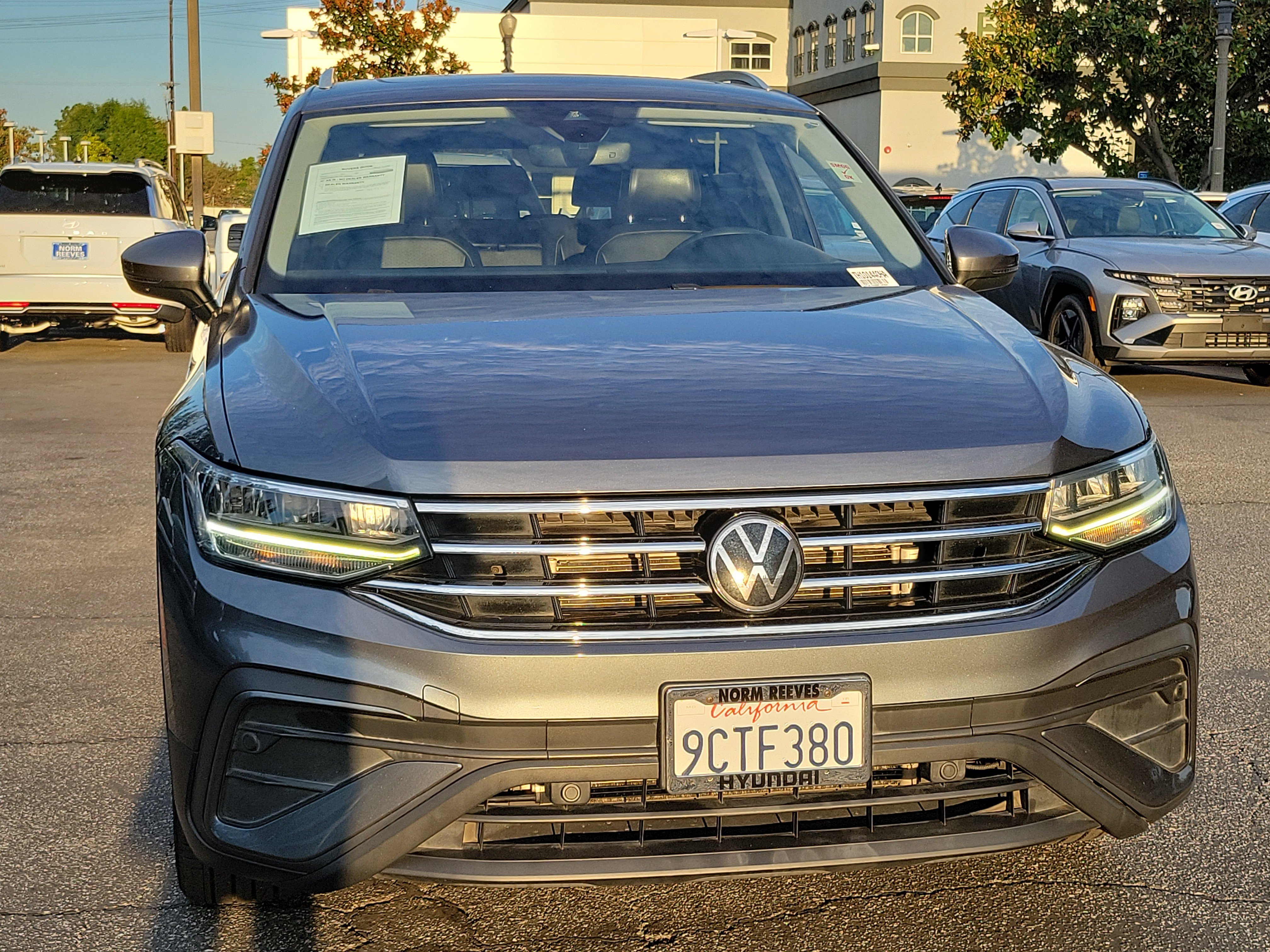 Used 2022 Volkswagen Tiguan SE FWD image 6