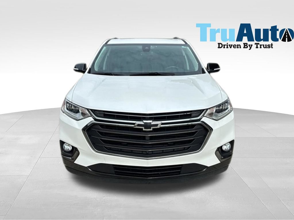Used 2019 Chevrolet Traverse Premier w/ Redline Edition AWD/4WD image 2