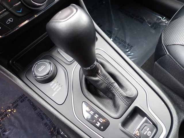 Certified 2022 Jeep Cherokee Latitude Lux image 21
