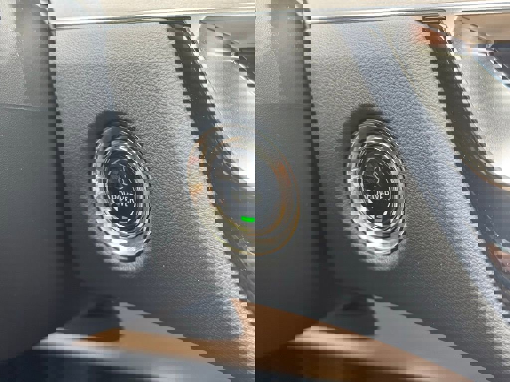 New 2025 Cadillac Lyriq Sport w/ Nappa Leather Package image 28