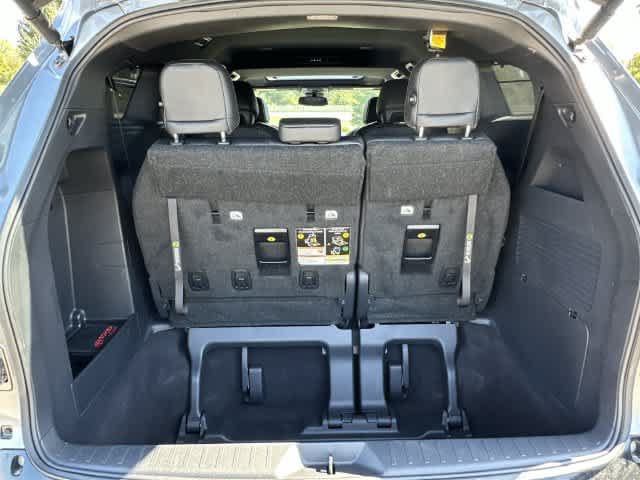 Used 2026 Toyota Sienna Limited AWD/4WD image 25