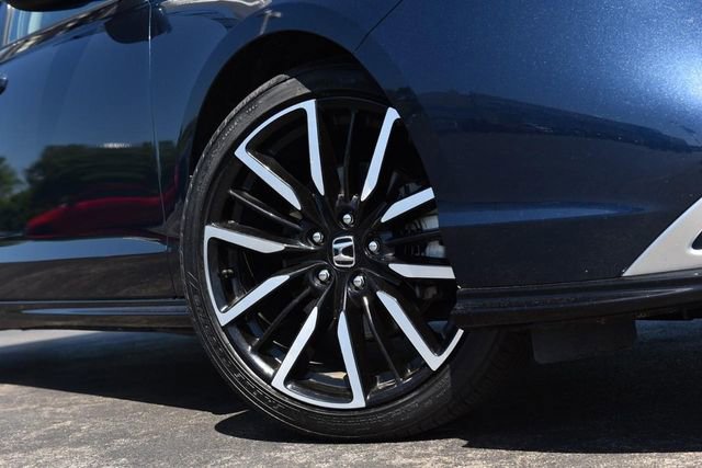 Used 2024 Honda Accord Touring image 3