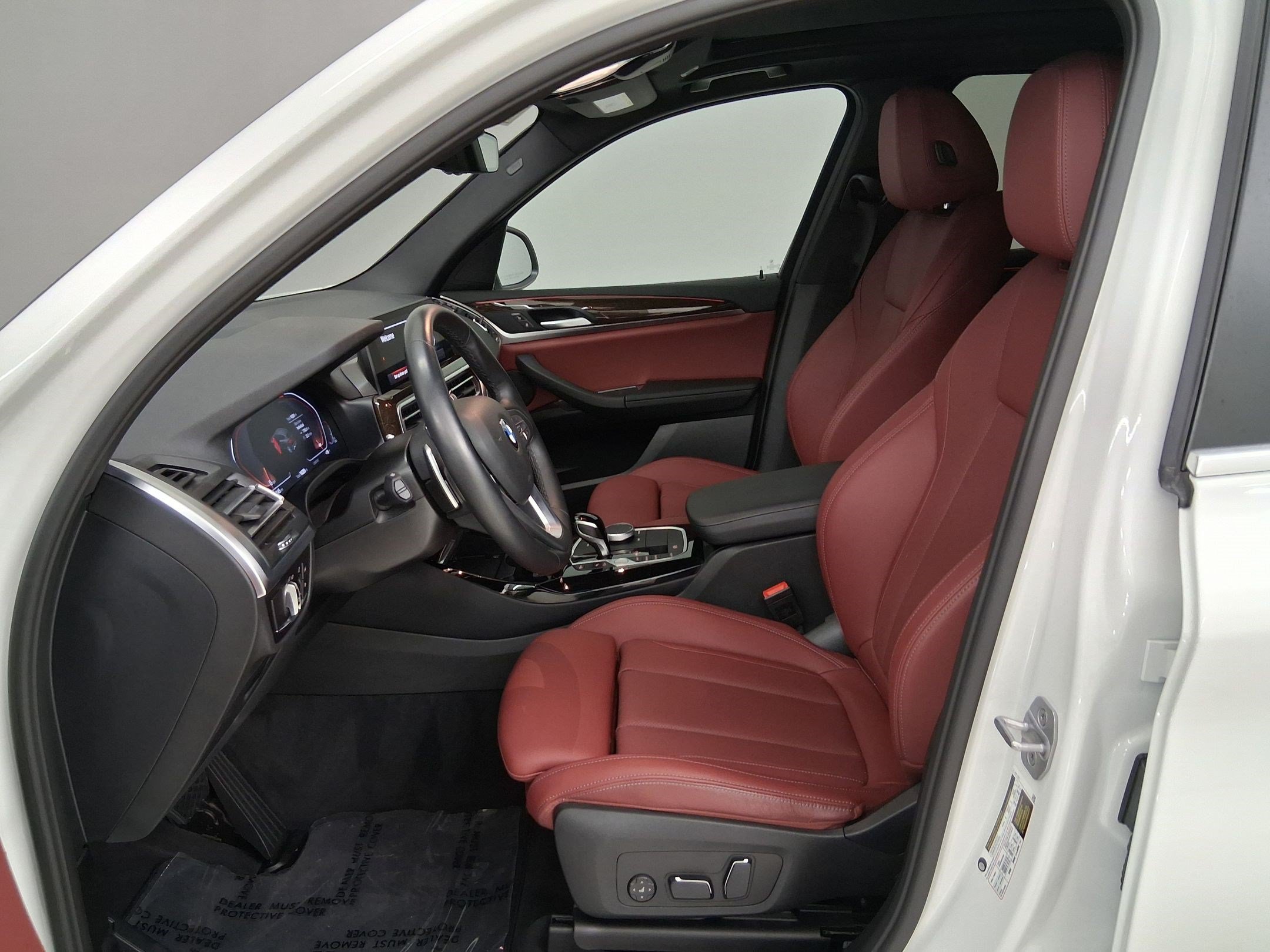 Certified 2024 BMW X3 sDrive30i w/ Convenience Package RWD image 3