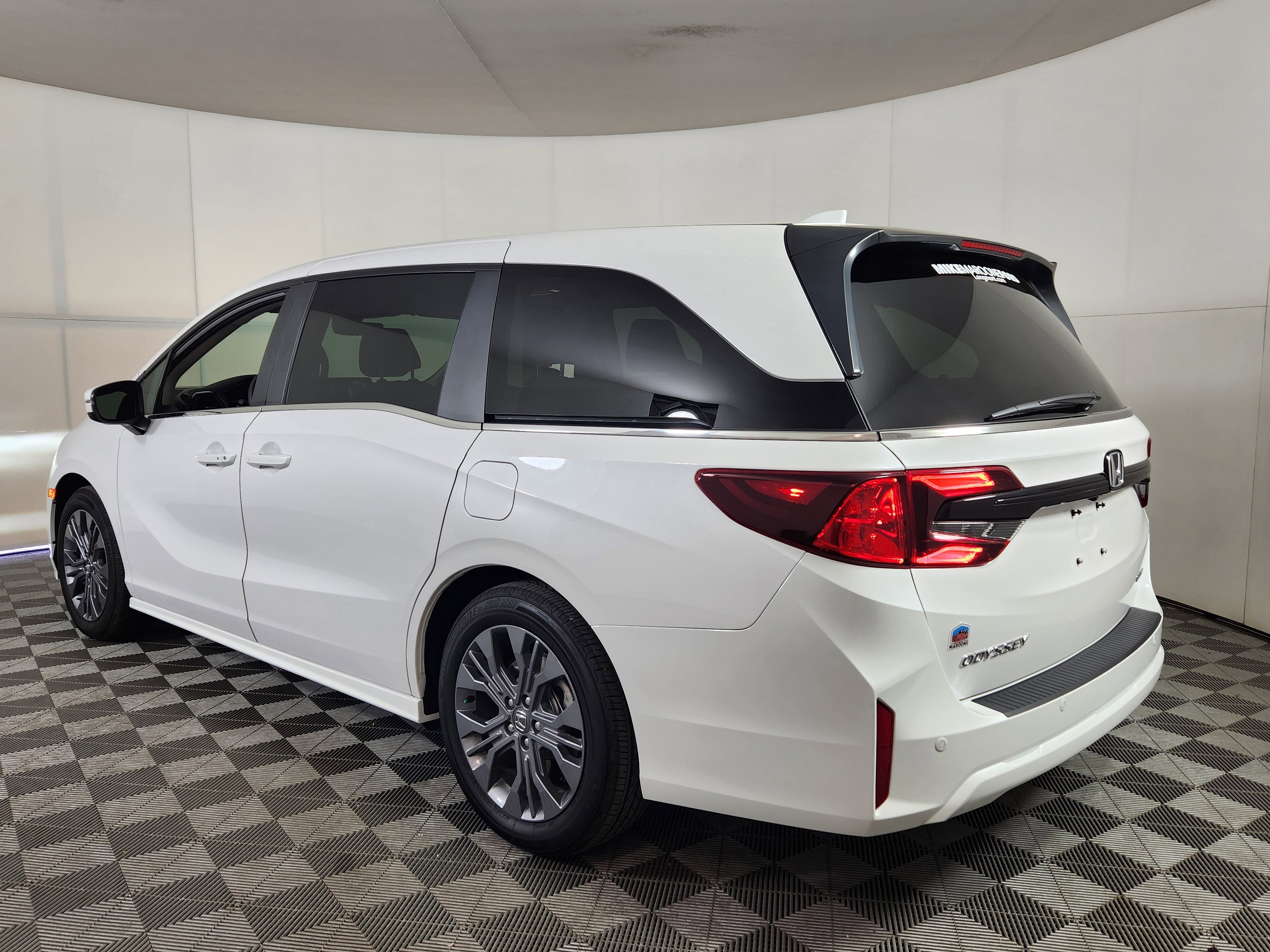 Used 2026 Honda Odyssey Touring image 5