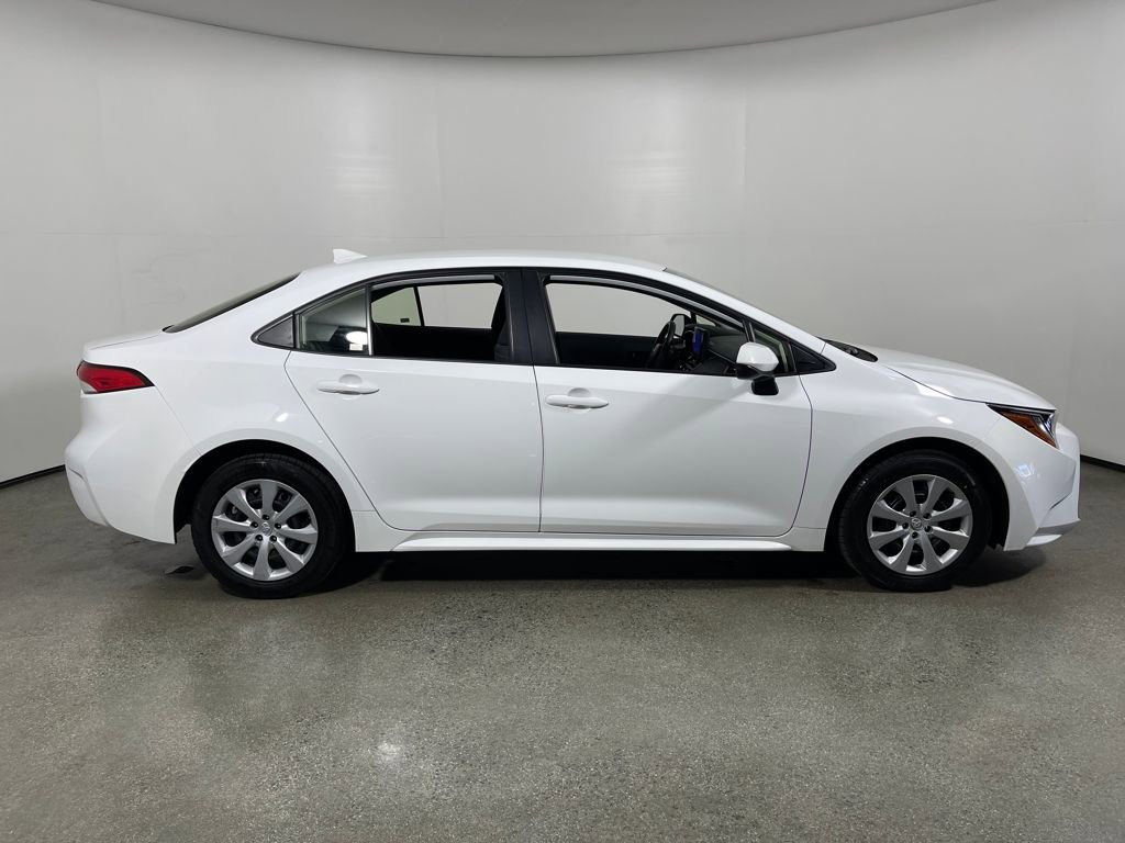 Certified 2023 Toyota Corolla LE FWD image 2