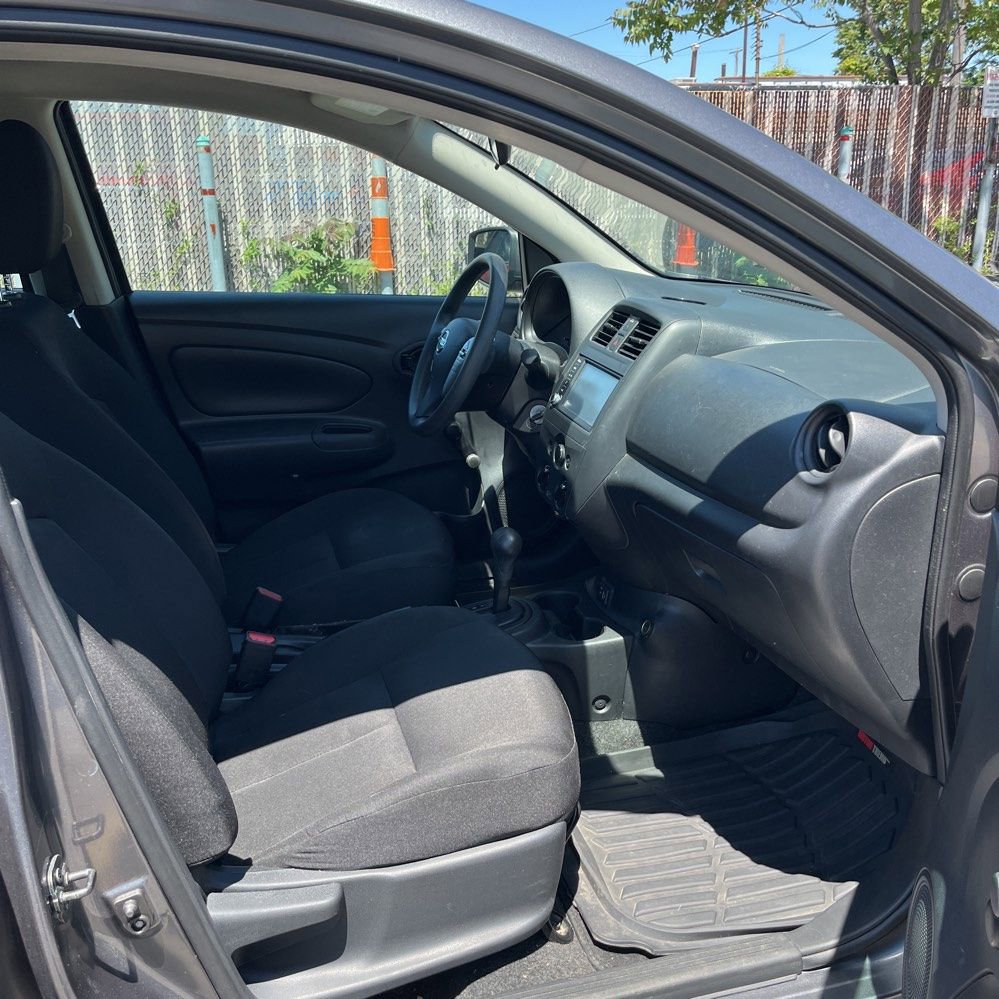 Used 2019 Nissan Versa S Plus FWD image 3
