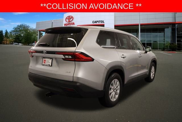 Certified 2024 Toyota Grand Highlander XLE image 4