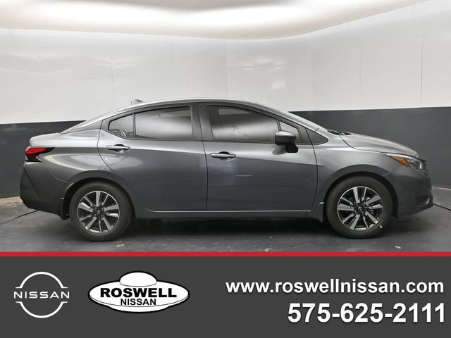 New 2025 Nissan Versa SV w/ Trunk Package