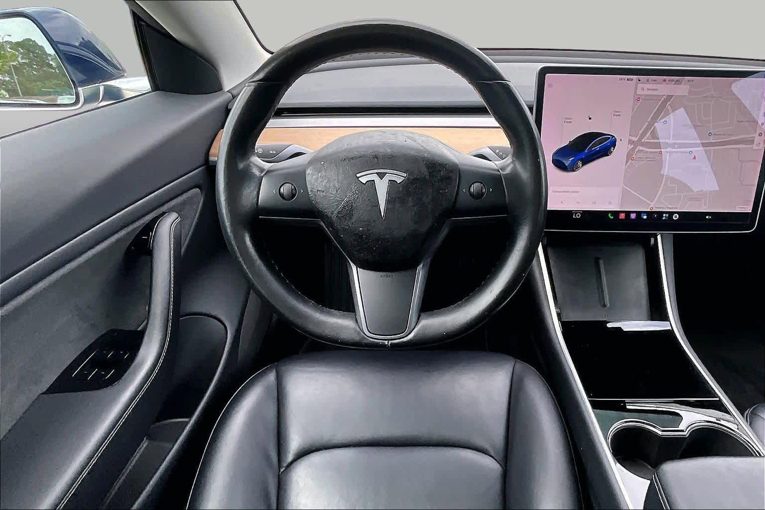 Used 2018 Tesla Model 3 Long Range RWD image 5