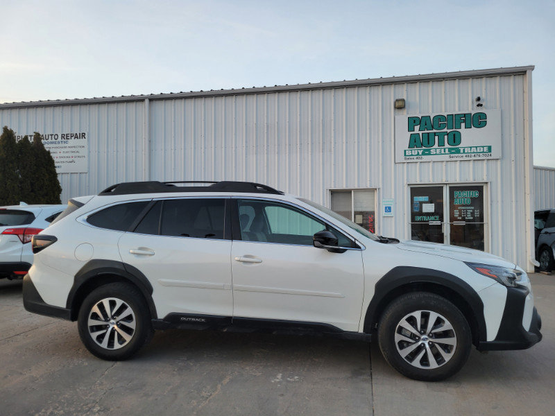 Used 2025 Subaru Outback Premium w/ Popular Package #1A image 8