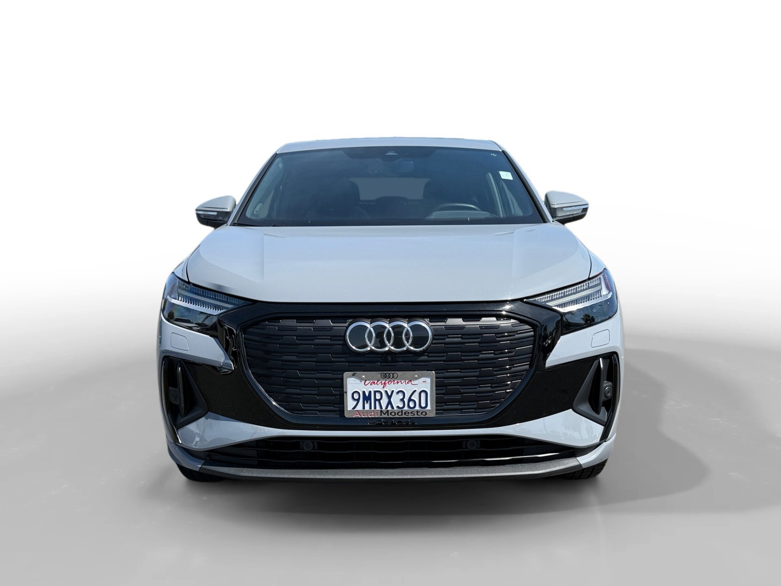 Used 2024 Audi Q4 e-tron Prestige w/ Black Optic Plus Package AWD/4WD image 8