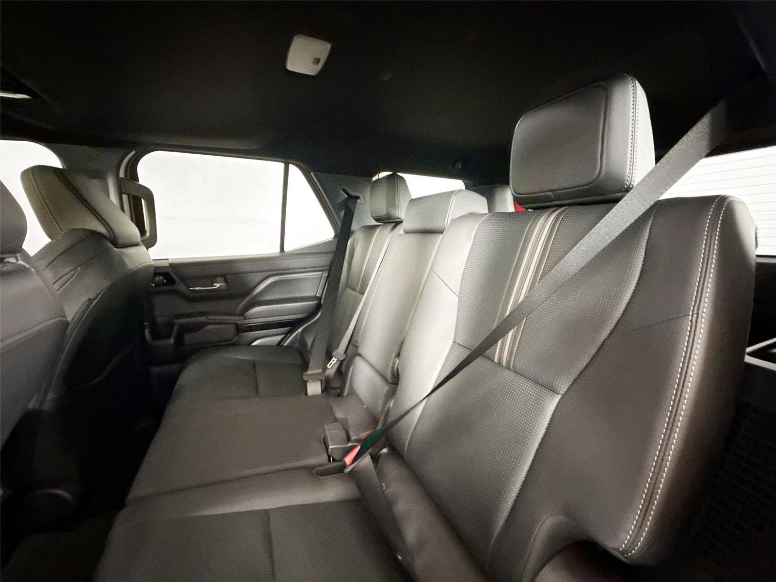 New 2026 Toyota 4Runner Limited AWD/4WD image 34
