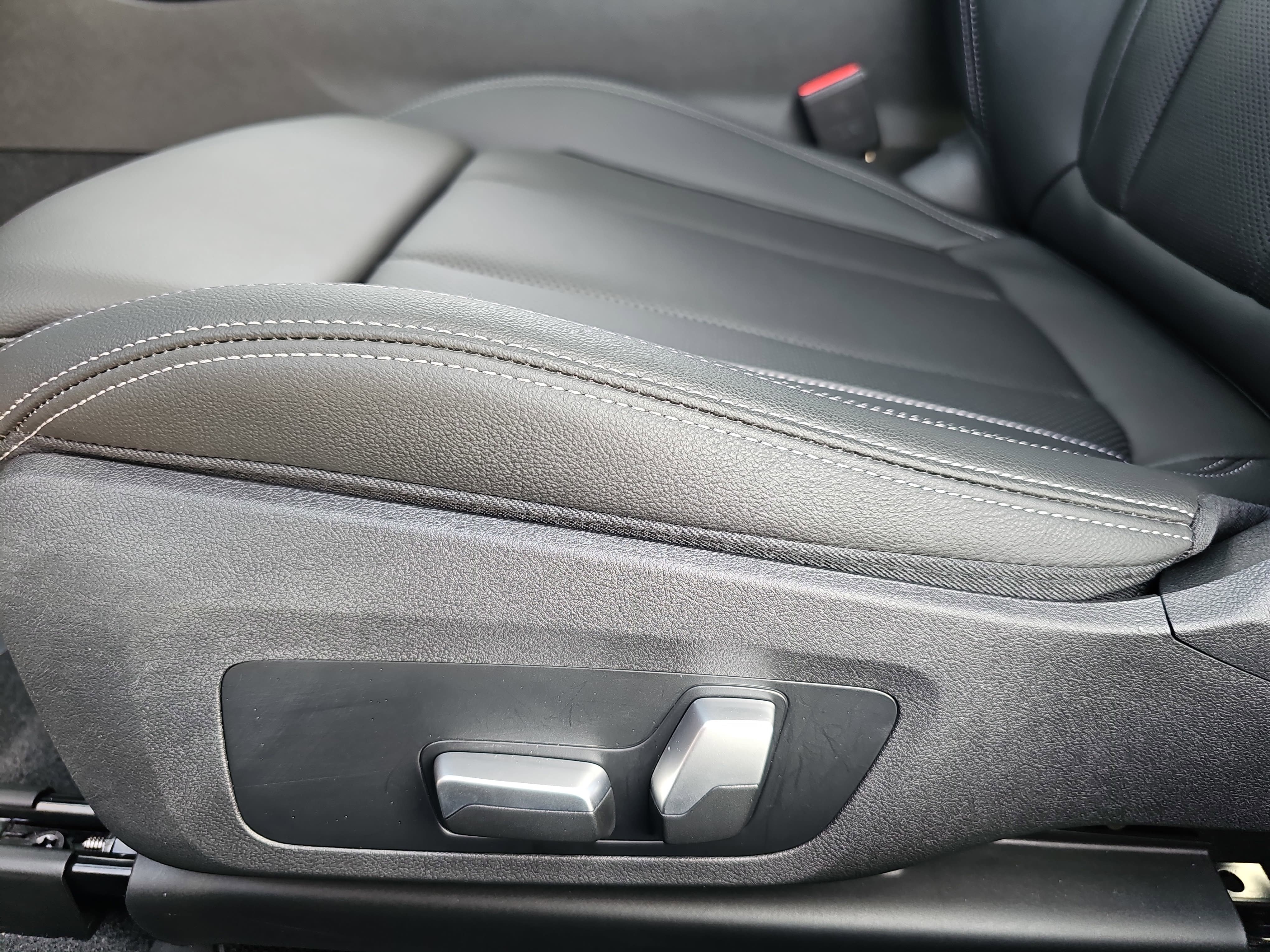 Used 2023 BMW M240i Coupe w/ Premium Package image 28