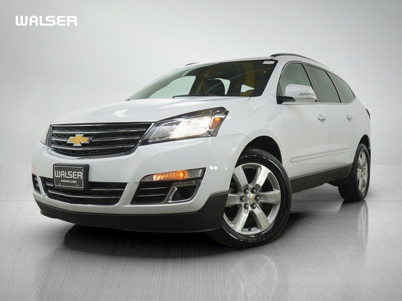 Used 2016 Chevrolet Traverse LTZ image 1