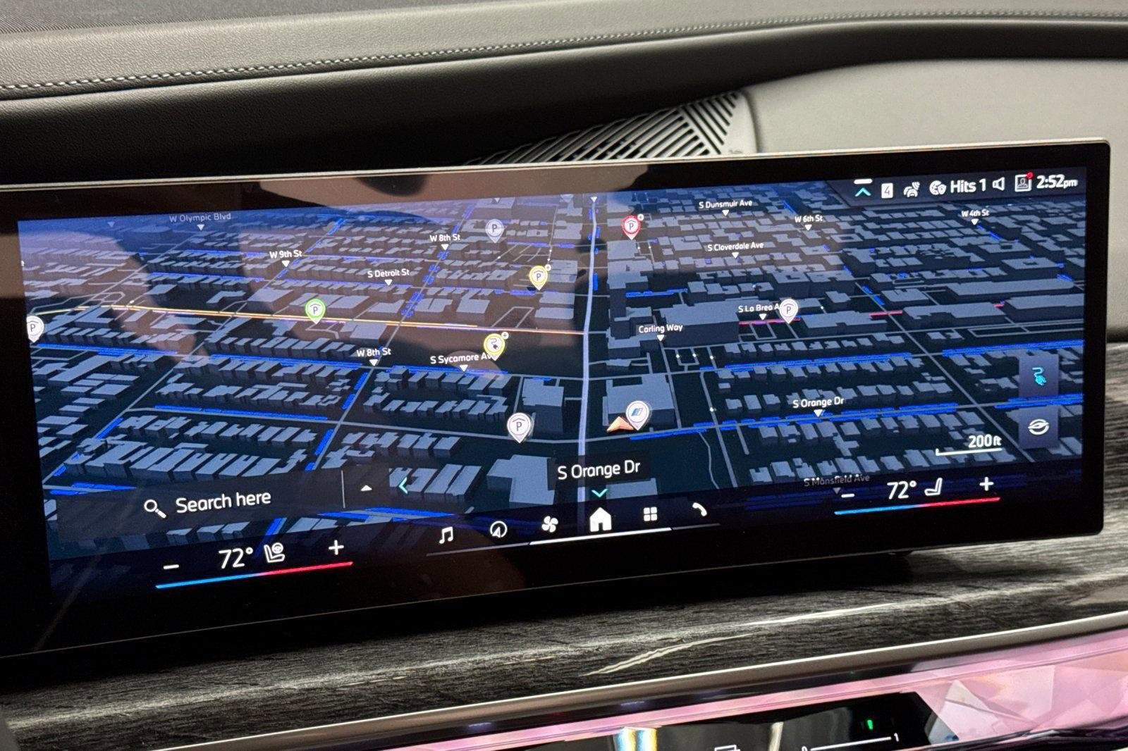 New 2025 BMW i7 xDrive60 w/ Executive Package image 25