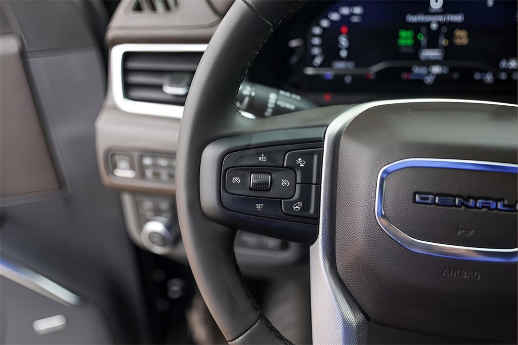 Used 2023 GMC Yukon XL Denali w/ Max Trailering Package image 12