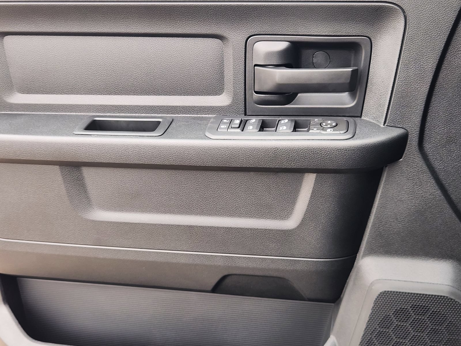 New 2026 RAM 3500 Tradesman AWD/4WD image 19