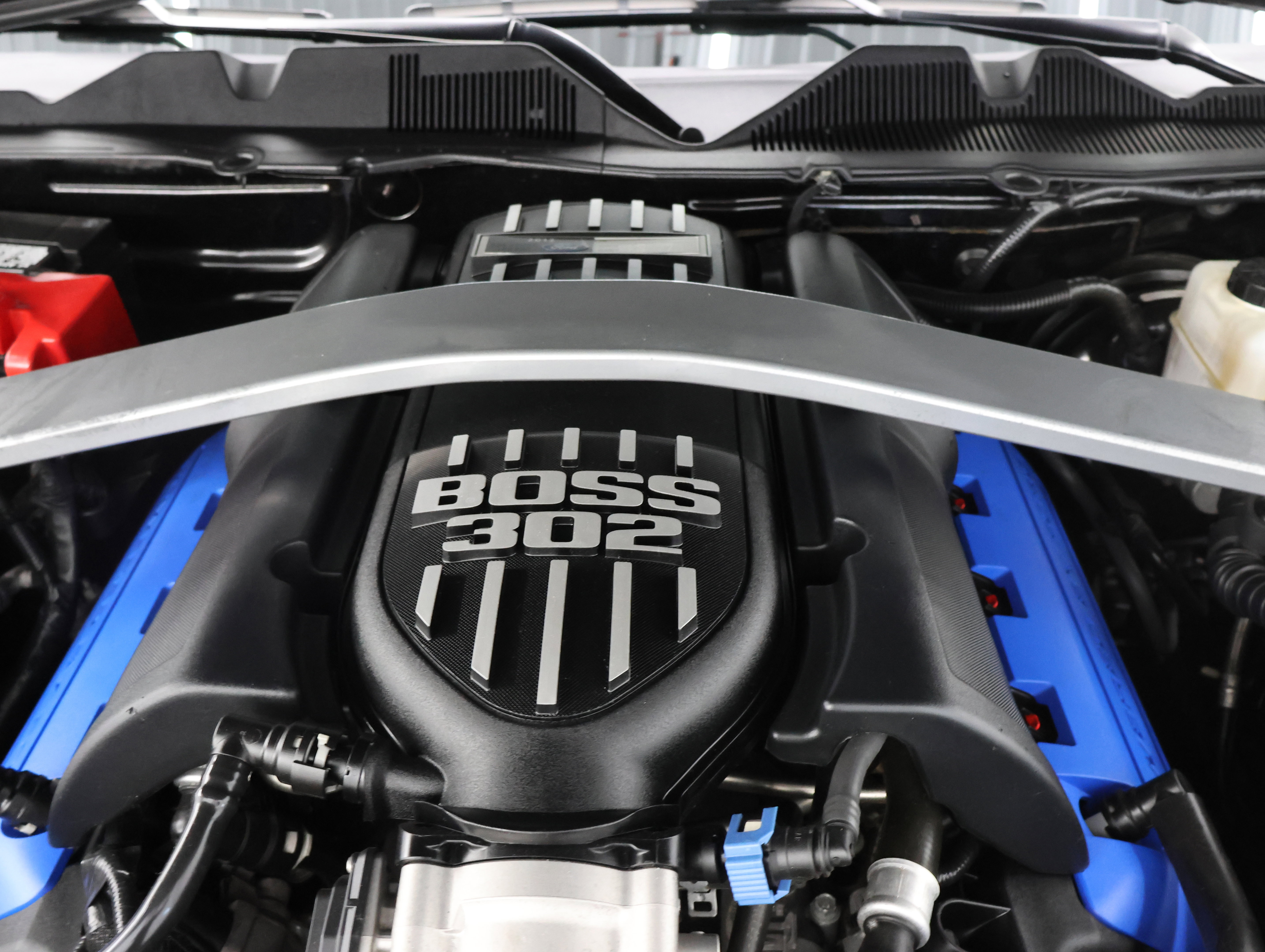 Used 2012 Ford Mustang Boss 302 RWD image 17