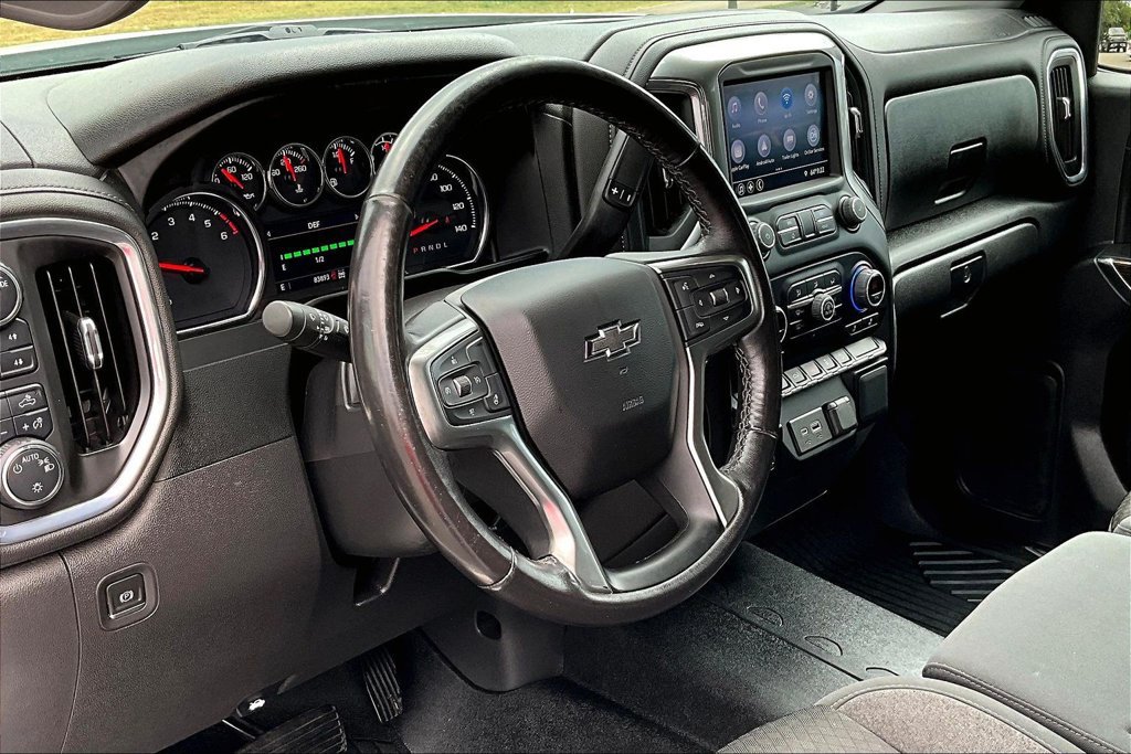 Used 2021 Chevrolet Silverado 1500 RST AWD/4WD image 19