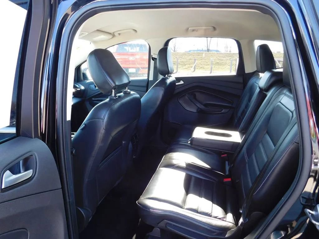 Used 2018 Ford Escape SEL image 11