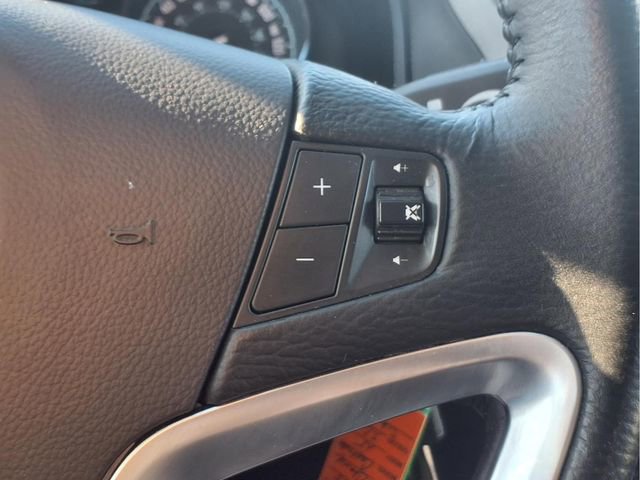 Used 2015 Chevrolet Captiva Sport LT w/ Convenience Package FWD image 11