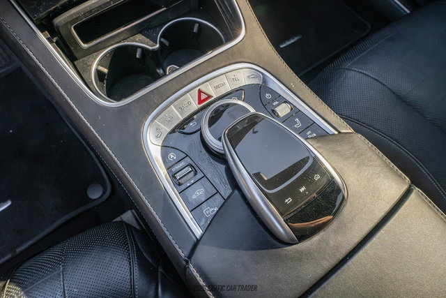 Used 2020 Mercedes-Benz S 560 Sedan image 23