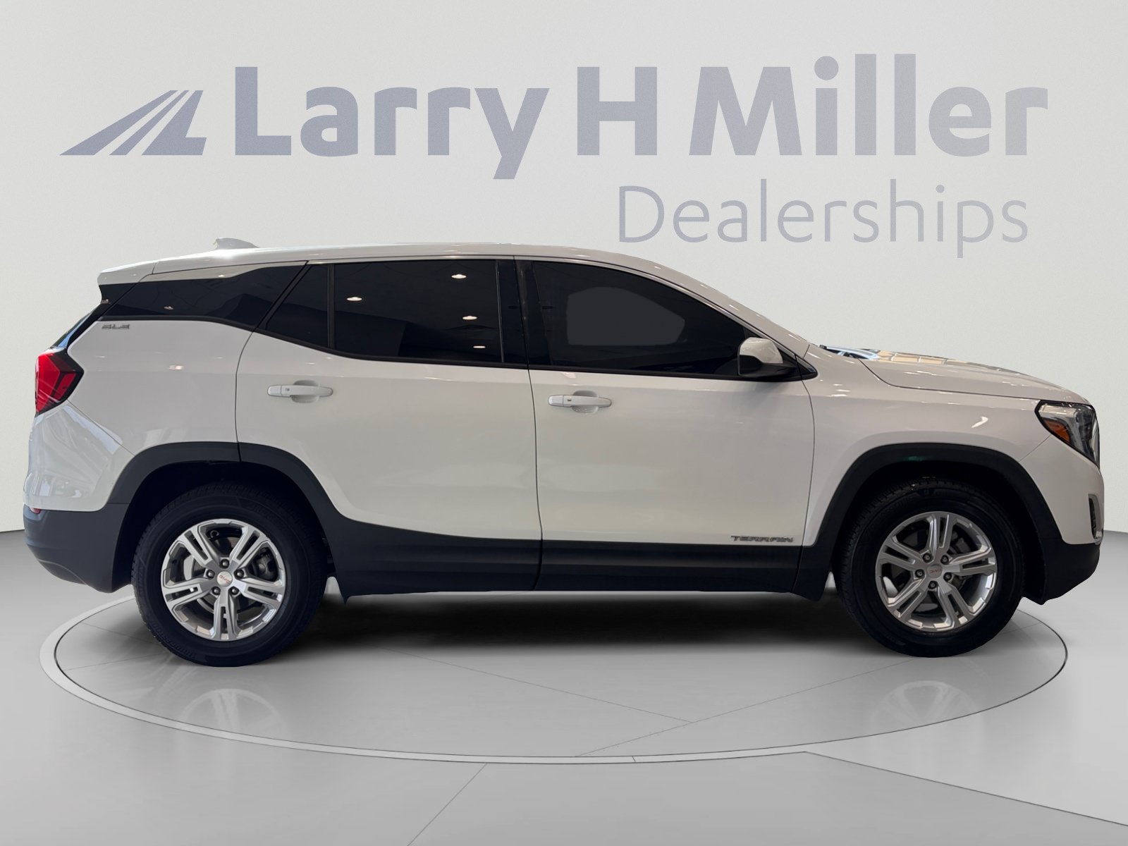 Used 2018 GMC Terrain SLE FWD image 6