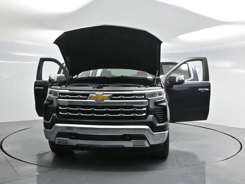Used 2024 Chevrolet Silverado 1500 LTZ image 27