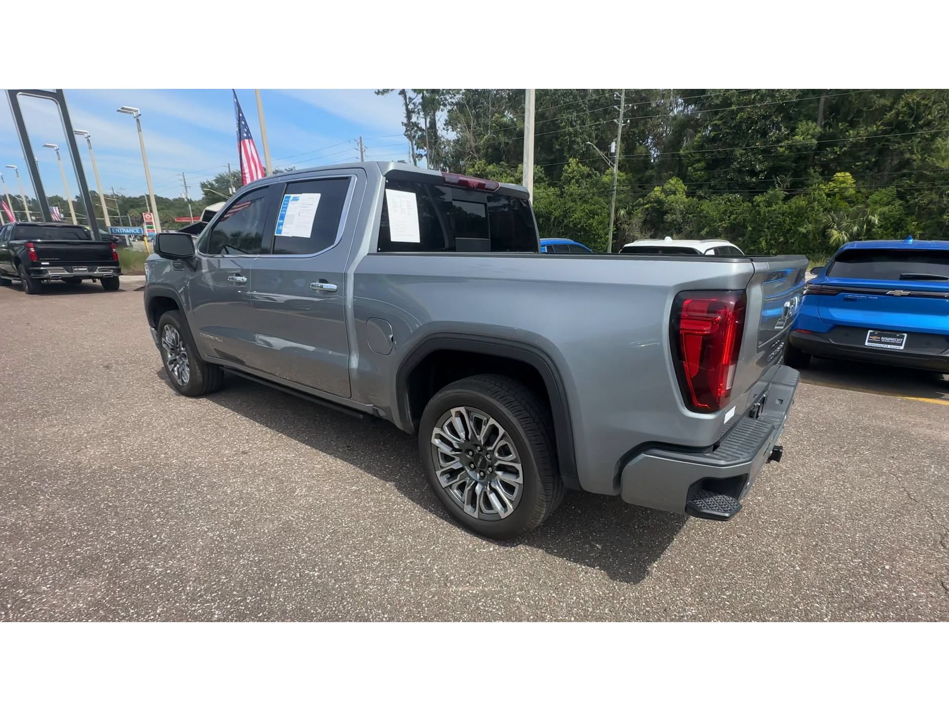 Used 2024 GMC Sierra 1500 Denali Ultimate AWD/4WD image 4
