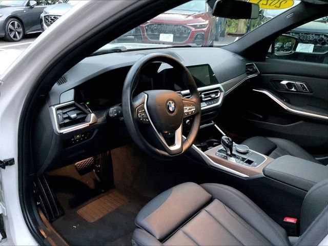 Used 2021 BMW 330i xDrive Sedan w/ Convenience Package AWD/4WD image 4