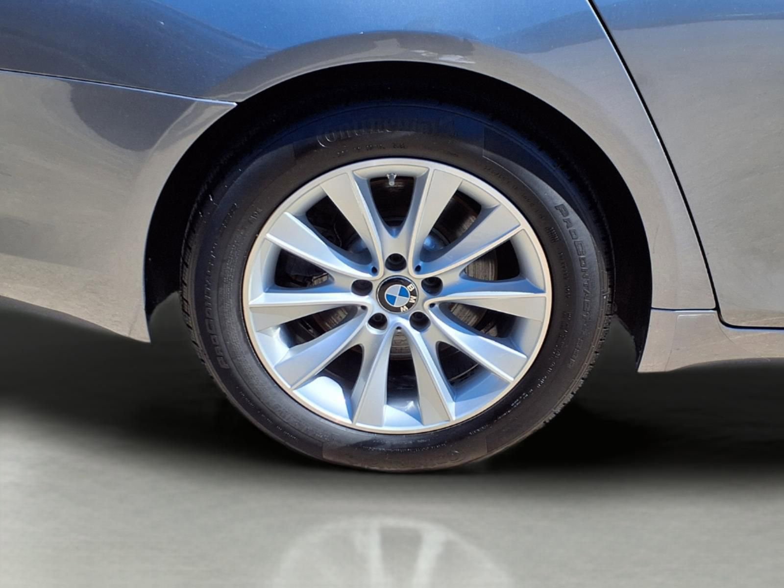 Used 2013 BMW 740i RWD image 9