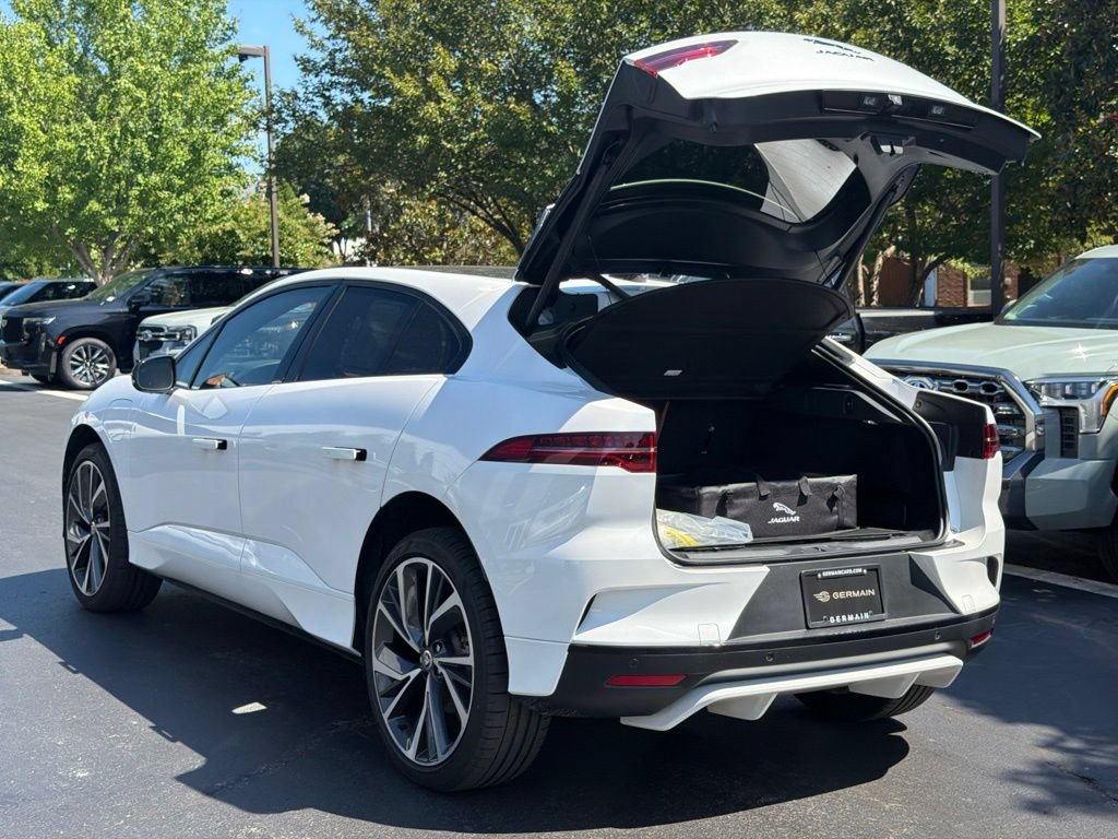 Certified 2024 Jaguar I-PACE R-Dynamic HSE AWD/4WD image 22
