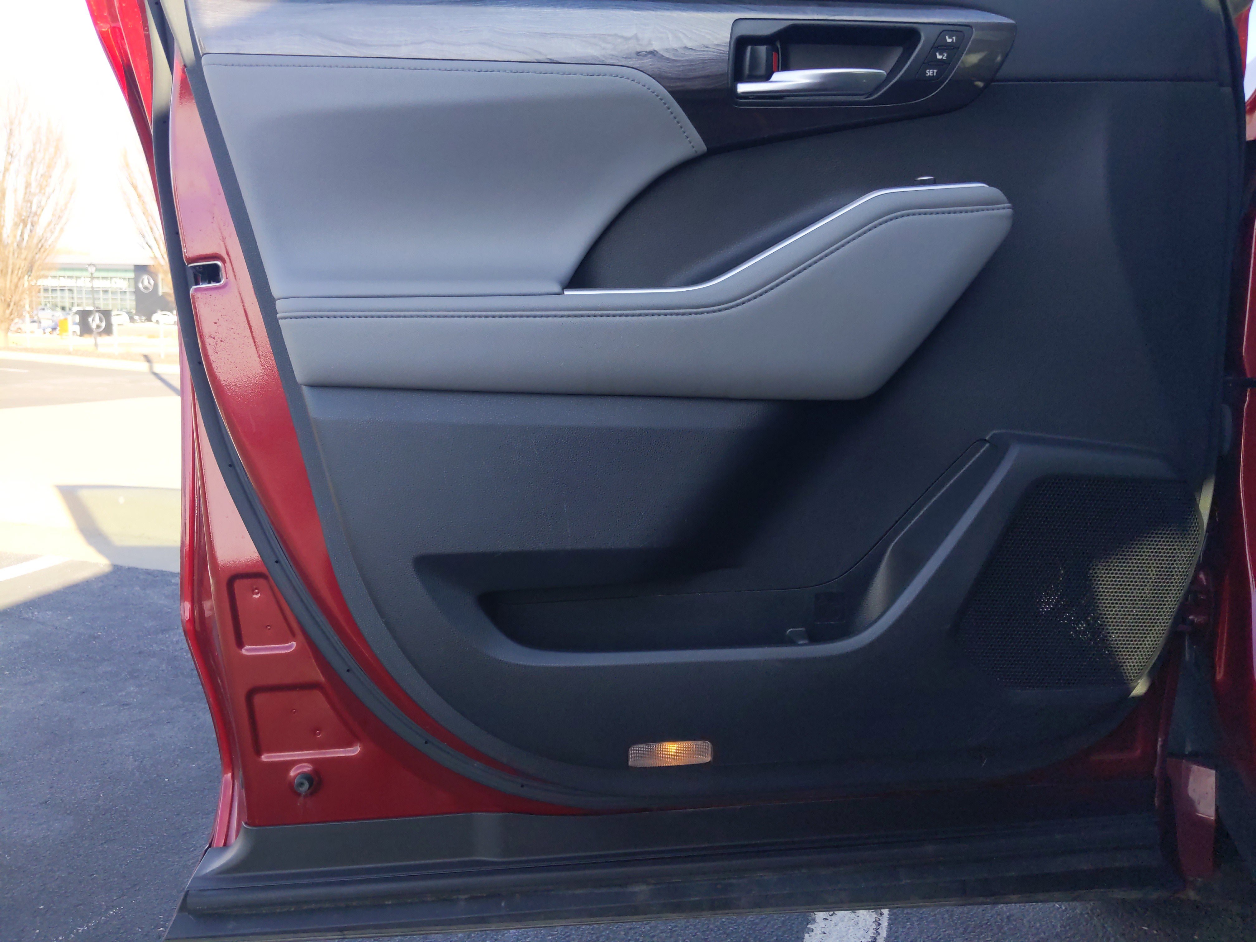 Certified 2021 Toyota Highlander Limited image 14