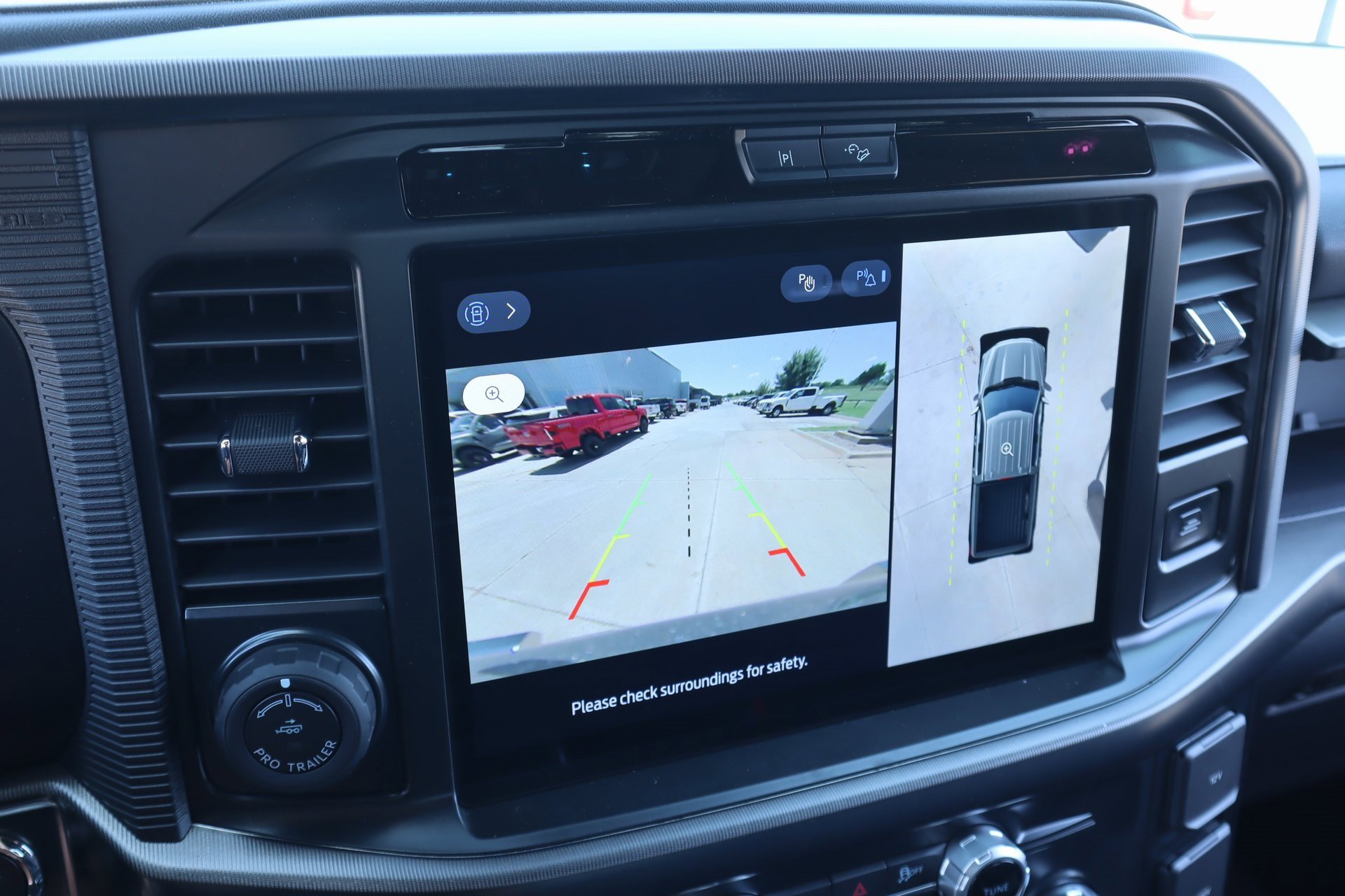 New 2025 Ford F150 Platinum w/ Equipment Group 702A High image 8