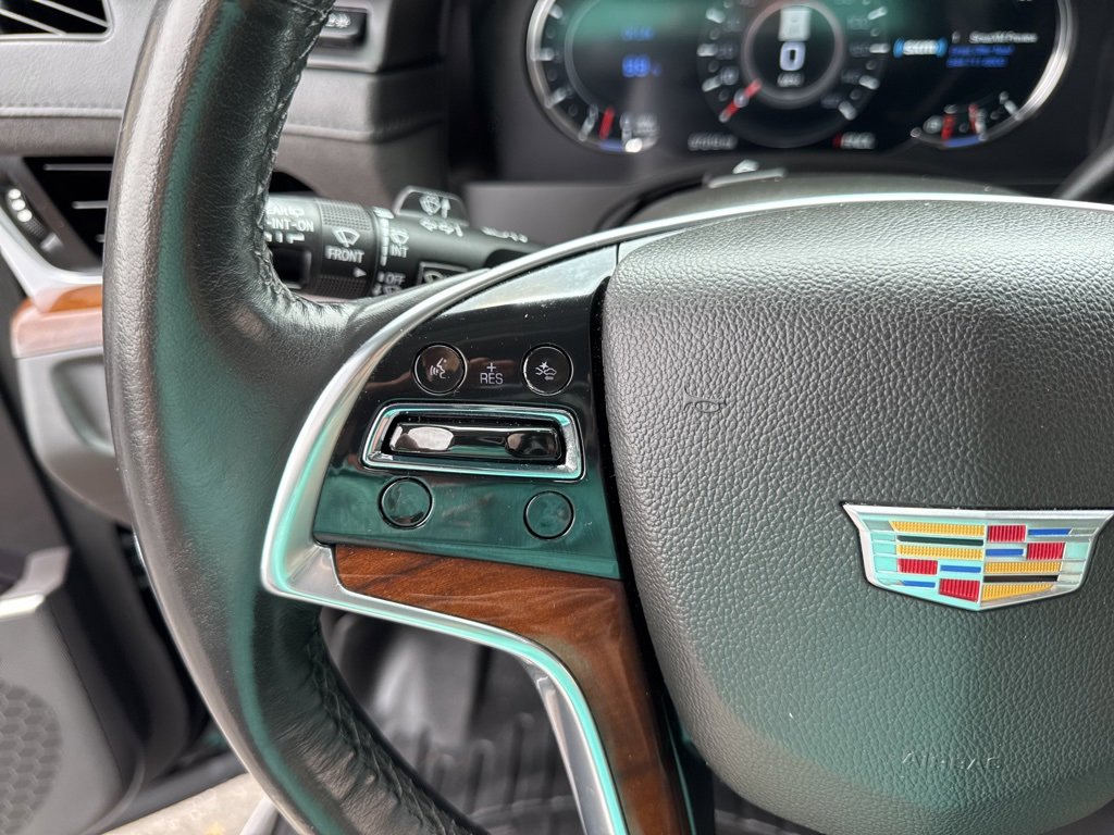 Used 2020 Cadillac Escalade Premium Luxury image 64