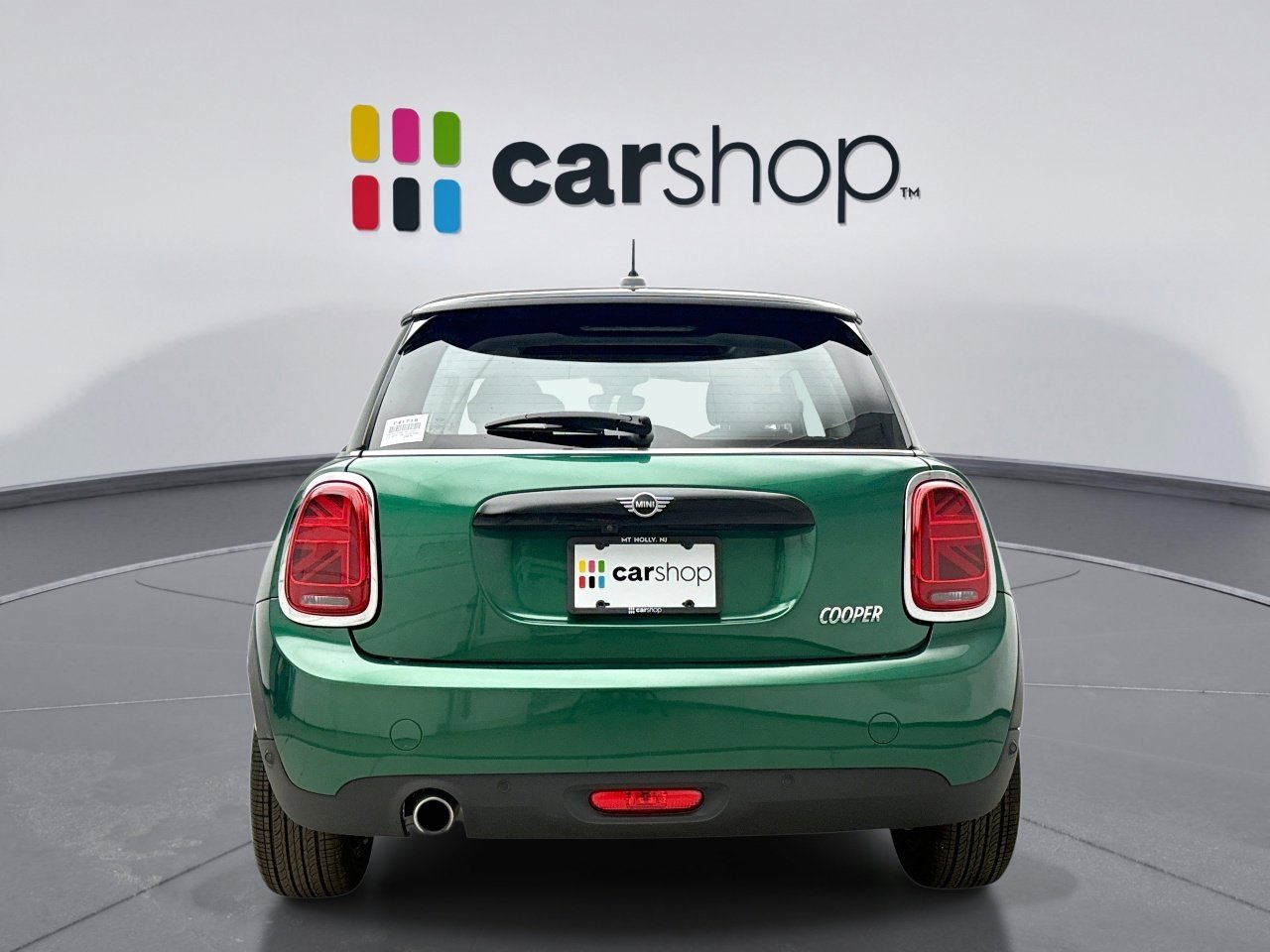 Used 2020 MINI Cooper 2-Door Hardtop image 4