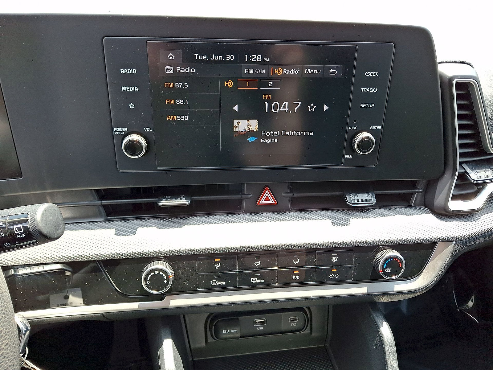 Used 2024 Kia Sportage LX FWD image 14