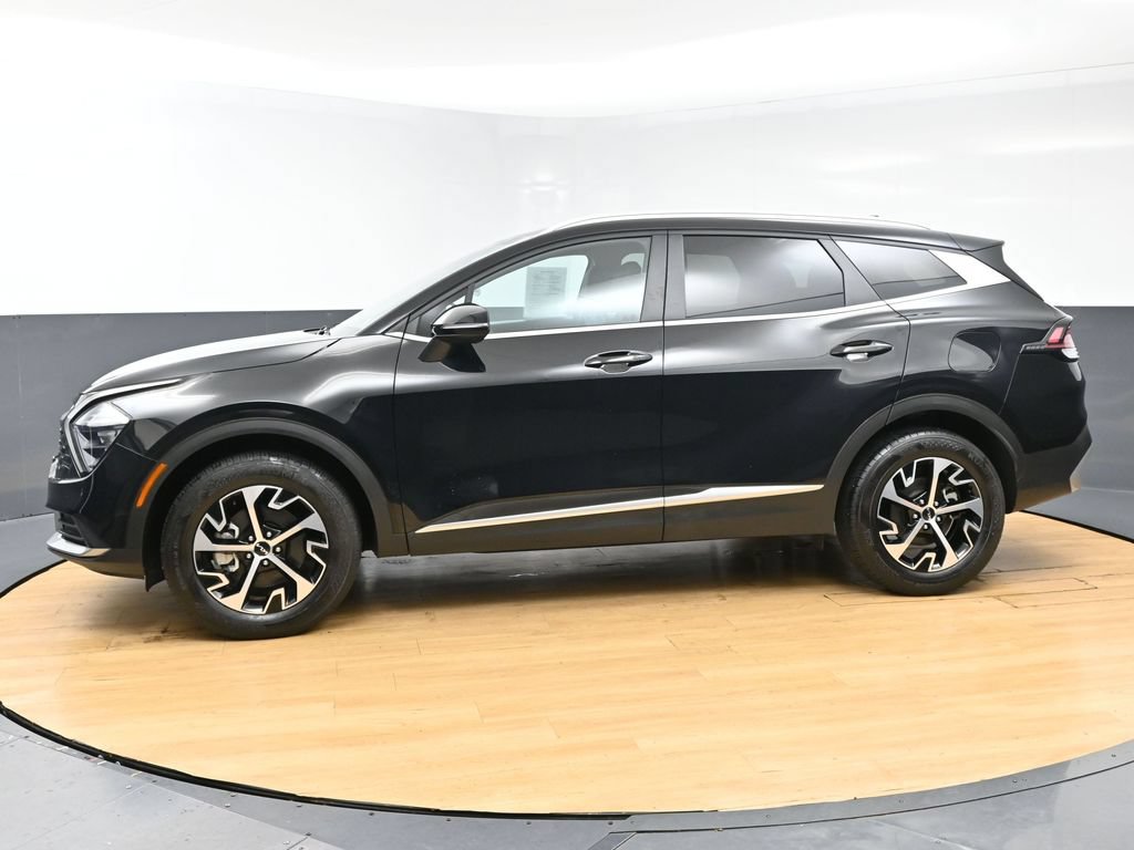 Used 2023 Kia Sportage EX AWD/4WD image 6