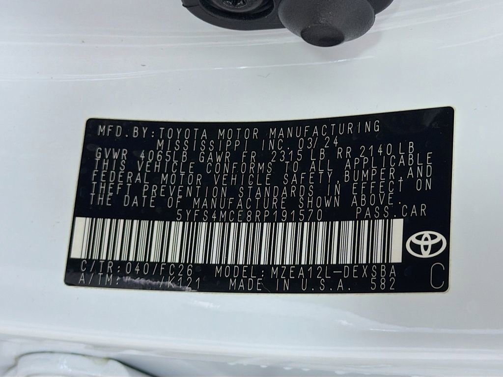 Used 2024 Toyota Corolla SE image 34