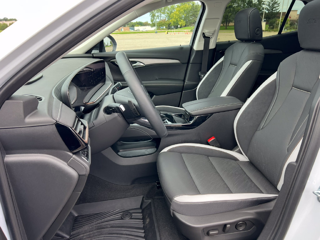 New 2026 Buick Envision Sport Touring AWD/4WD image 4