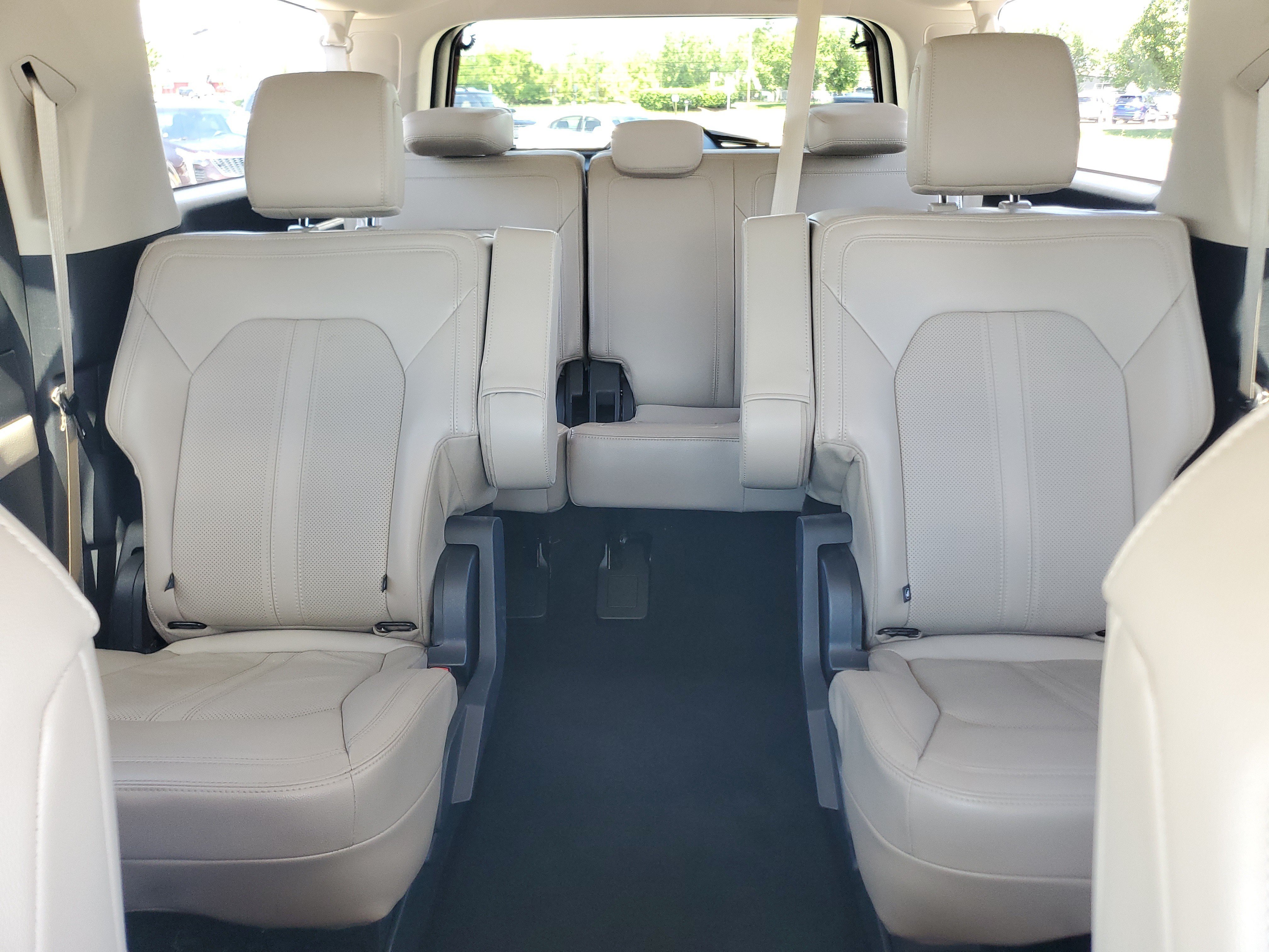 Used 2023 Ford Expedition Max Limited AWD/4WD image 20