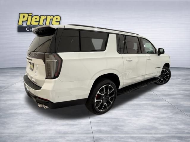 New 2025 Chevrolet Suburban RST w/ RST Capability Package image 8