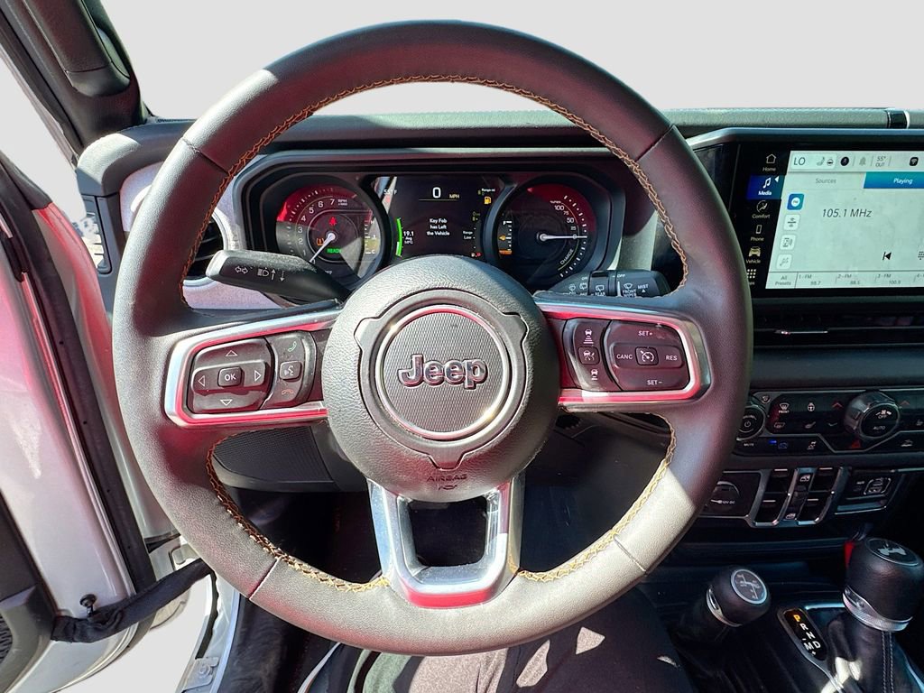 Used 2024 Jeep Wrangler Unlimited Sahara image 11