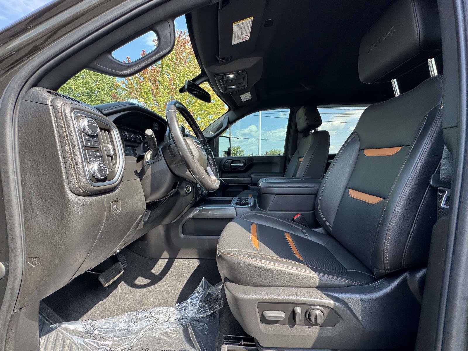 Used 2022 GMC Sierra 2500 AT4 w/ Gooseneck/5TH Wheel Package AWD/4WD image 14