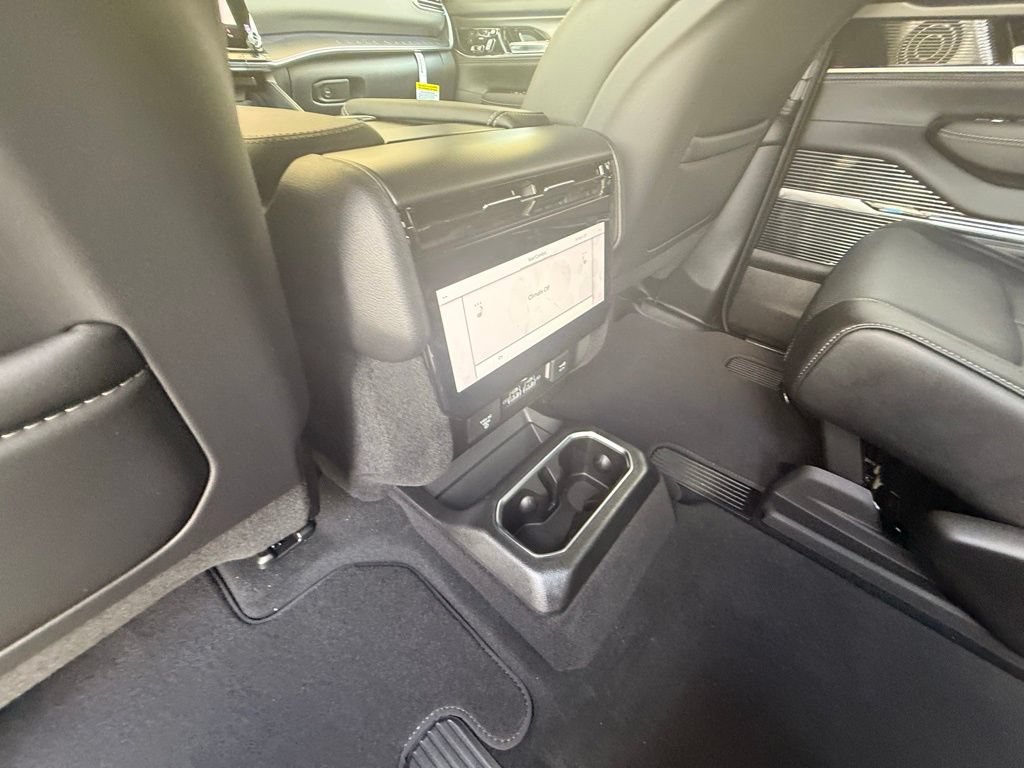 New 2026 Jeep Grand Wagoneer Summit AWD/4WD image 25