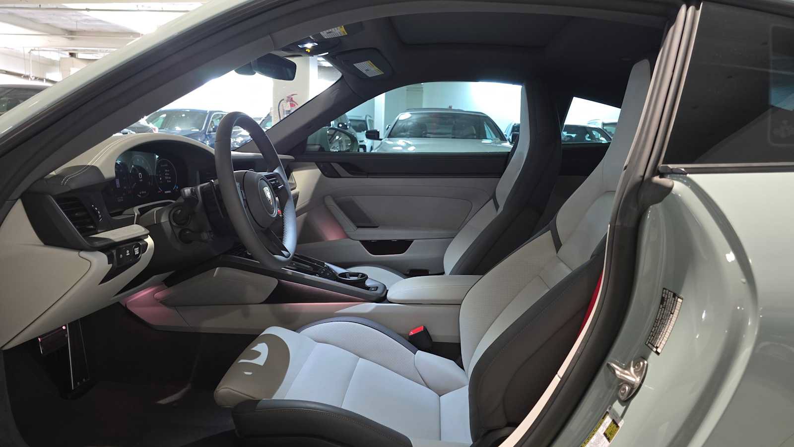 Used 2025 Porsche 911 Carrera S RWD image 19