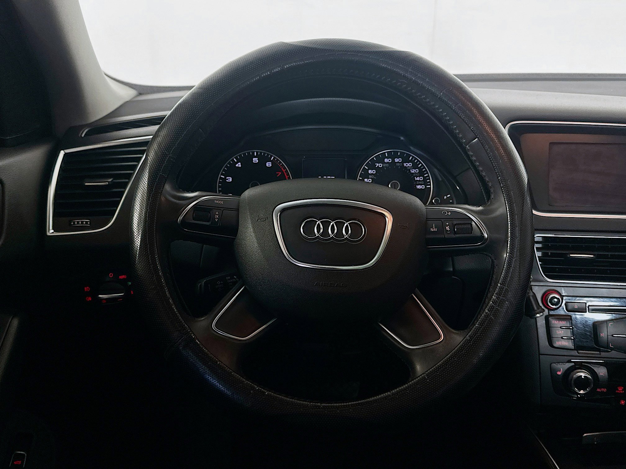 Used 2013 Audi Q5 2.0T Premium image 18