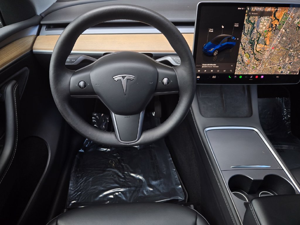 Used 2023 Tesla Model Y Long Range AWD/4WD image 13
