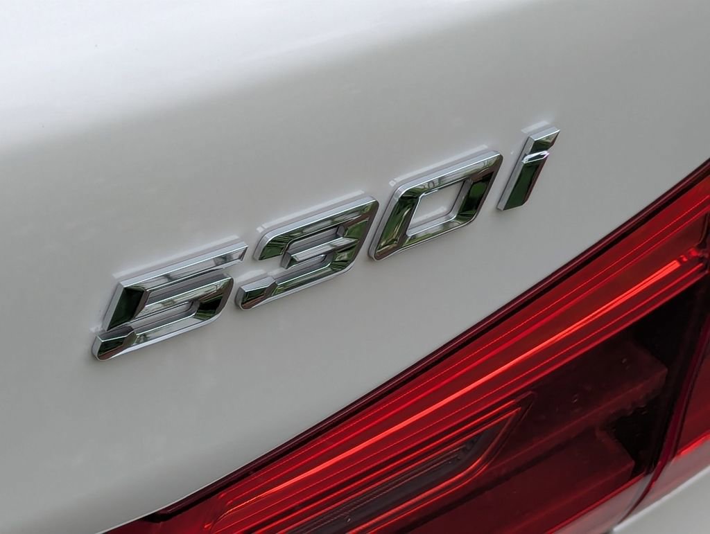 Used 2020 BMW 530i xDrive AWD/4WD image 5