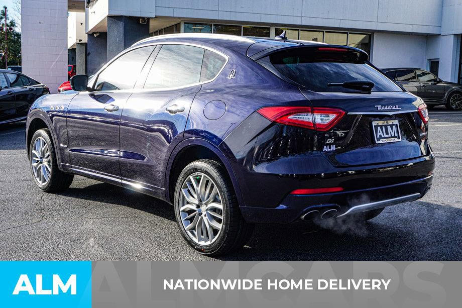 Used 2018 Maserati Levante GranLusso image 5